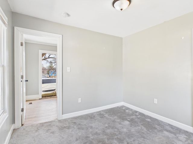 2651 Thomas Avenue N, Minneapolis, MN 55411