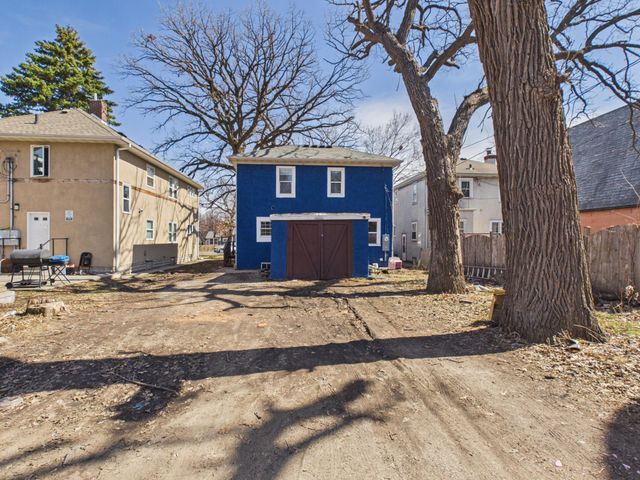 2651 Thomas Avenue N, Minneapolis, MN 55411