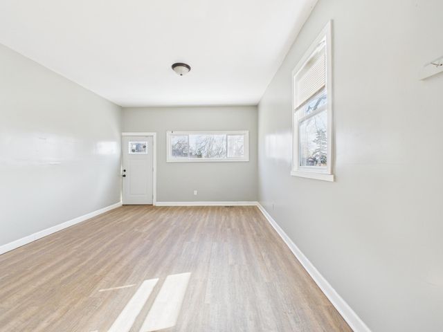 2651 Thomas Avenue N, Minneapolis, MN 55411