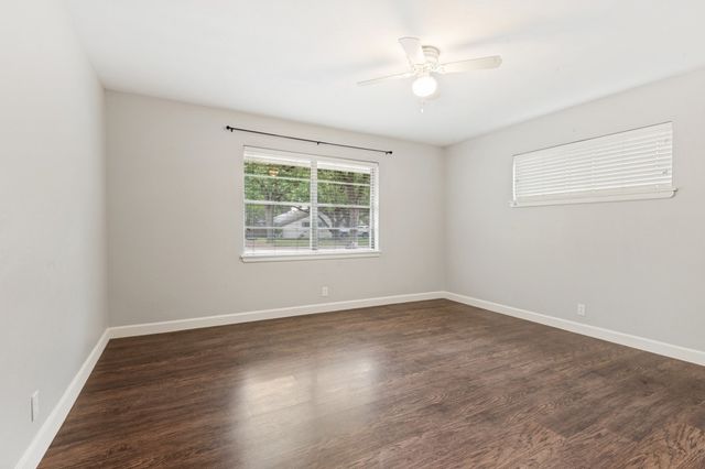1809 Glenbrook Drive, Irving, TX 75061