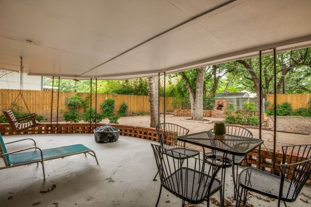1809 Glenbrook Drive, Irving, TX 75061