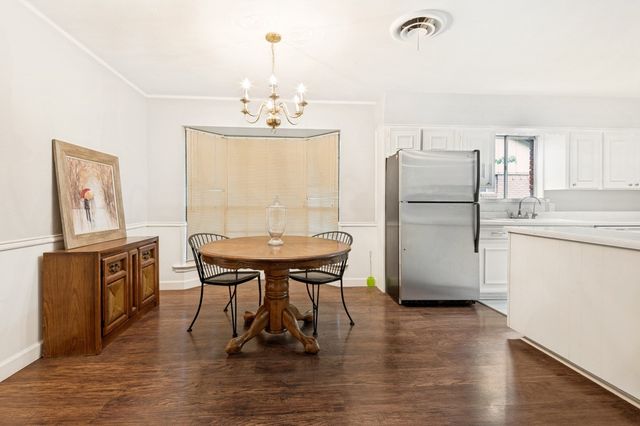 1809 Glenbrook Drive, Irving, TX 75061