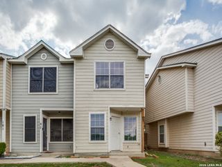 93 Autumn Pass # 93, San Antonio, TX 78245