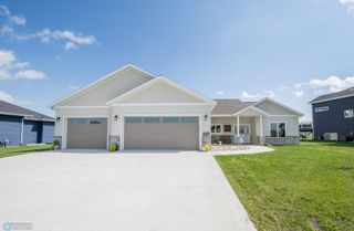 1845 67th Avenue S, Fargo, ND 58104