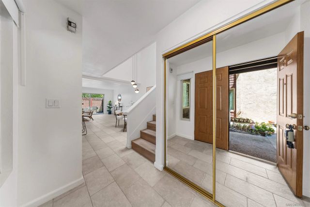 10318 Caminito Agadir, San Diego, CA 92131