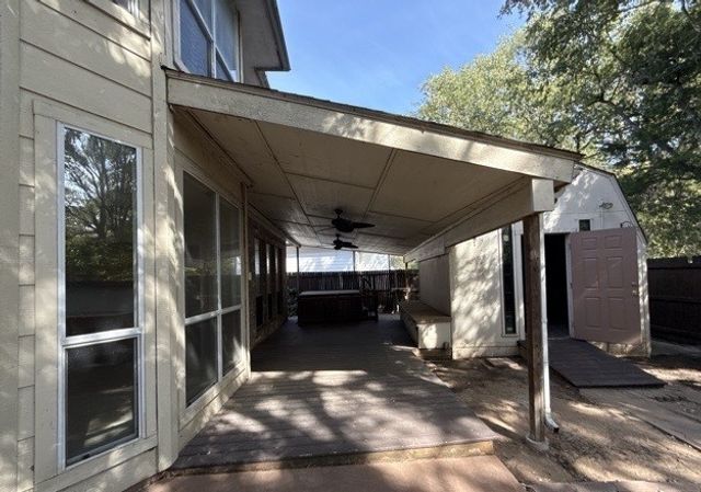 108 Indian Oaks Trail, West Tawakoni, TX 75474