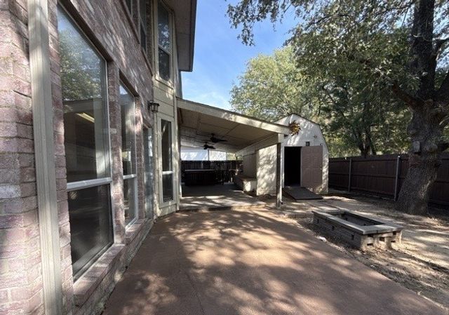 108 Indian Oaks Trail, West Tawakoni, TX 75474