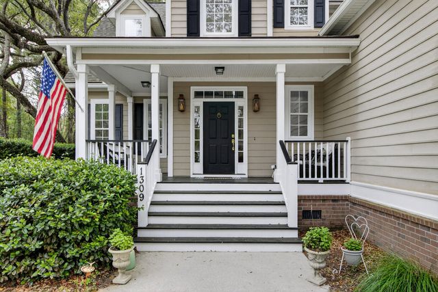 1309 Country Wood Court, Mount Pleasant, SC 29466