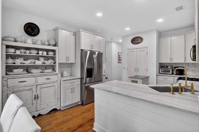 1309 Country Wood Court, Mount Pleasant, SC 29466