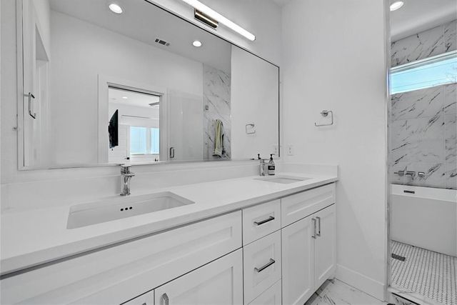 2812 E 4th ST 2, Austin, TX 78702