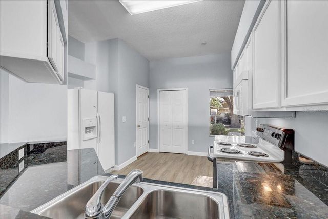 2614 QUEEN ALBERTA DRIVE, Valrico, FL 33596