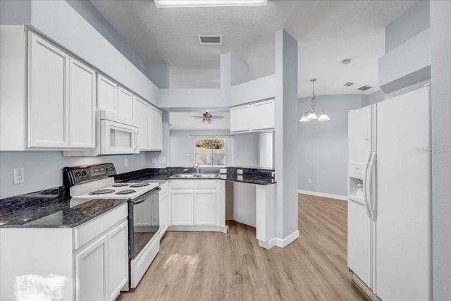 2614 QUEEN ALBERTA DRIVE, Valrico, FL 33596