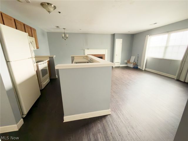 2885 Pease Drive 309, Rocky River, OH 44116