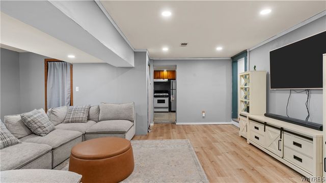 7075 South Abbott Road, Boston, NY 14075