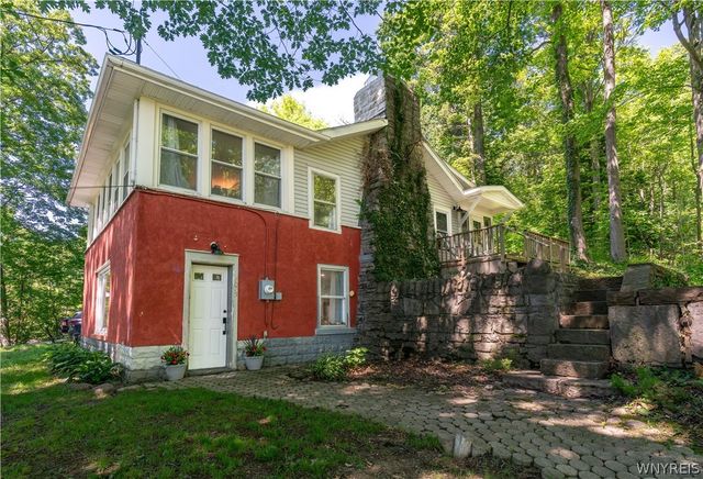 7075 South Abbott Road, Boston, NY 14075