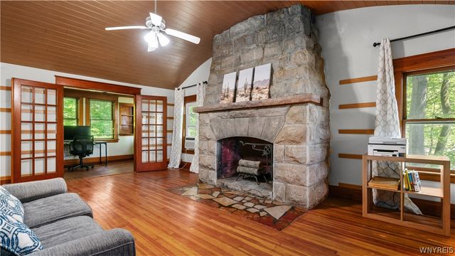 7075 South Abbott Road, Boston, NY 14075