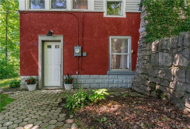 7075 South Abbott Road, Boston, NY 14075