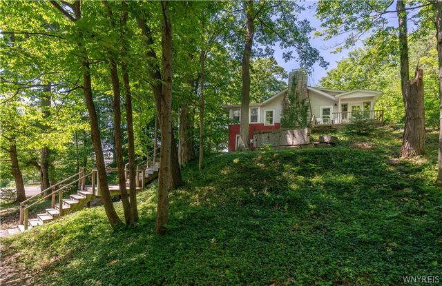 7075 South Abbott Road, Boston, NY 14075