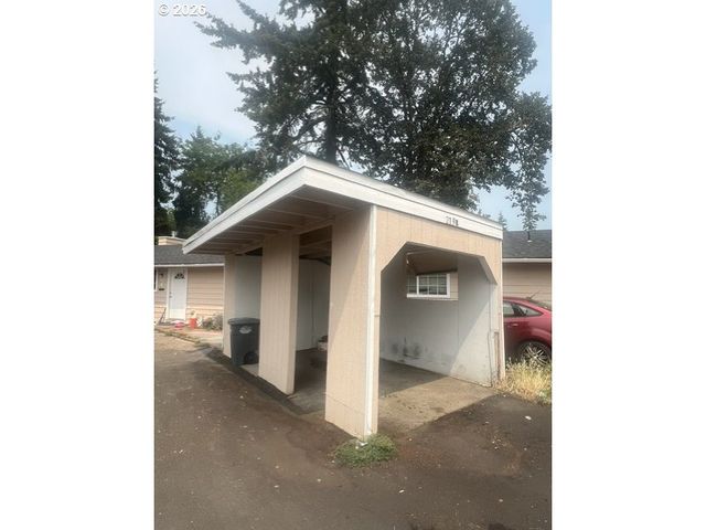 213 Nw FOREST St, Hillsboro, OR 97124