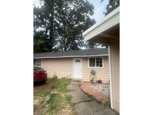 213 Nw FOREST St, Hillsboro, OR 97124