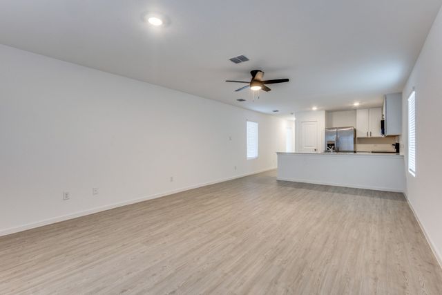 914 Blue Heron Drive, Princeton, TX 75407