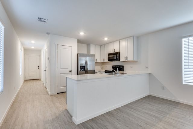 914 Blue Heron Drive, Princeton, TX 75407