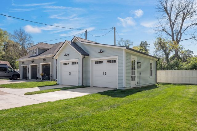 240 4th Ave, S, Franklin, TN 37064