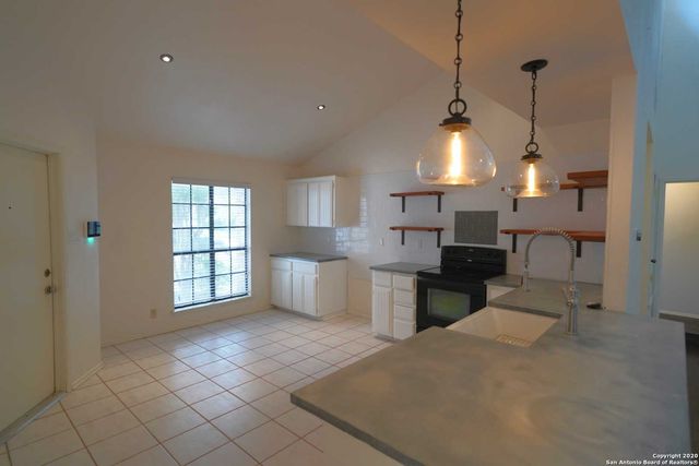 3218 Morning Trl, San Antonio, TX 78247