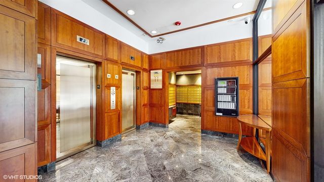 100 E Walton Street 14D, Chicago, IL 60611