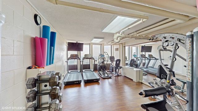 100 E Walton Street 14D, Chicago, IL 60611
