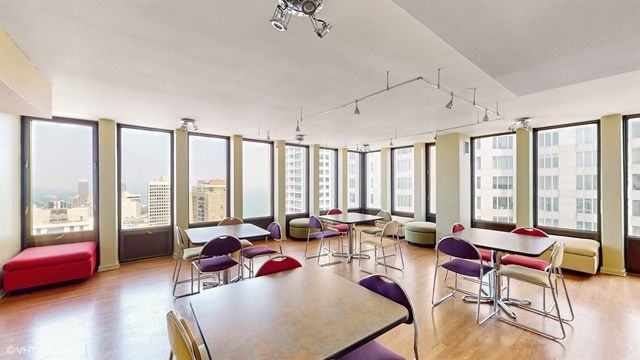 100 E Walton Street 14D, Chicago, IL 60611