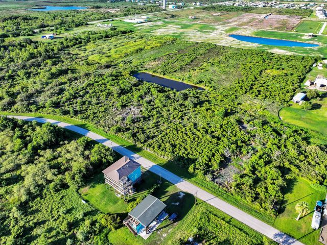 940 Wesley Way, Port Bolivar, TX 77650