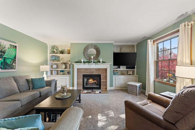 2405 Kings Court, Dyer, IN 46311