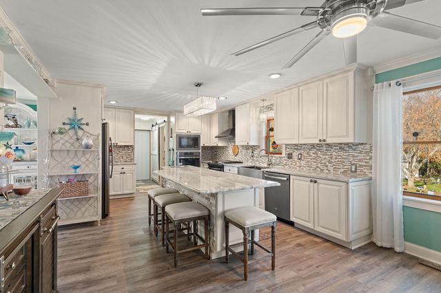 2405 Kings Court, Dyer, IN 46311