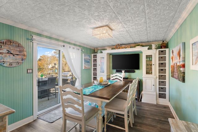 2405 Kings Court, Dyer, IN 46311