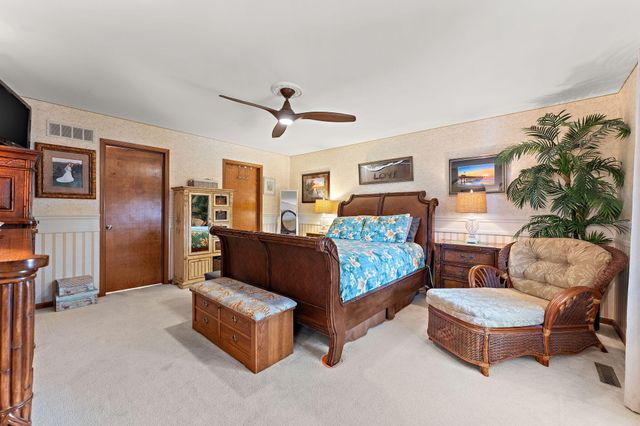 2405 Kings Court, Dyer, IN 46311