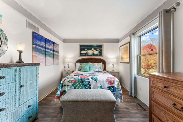 2405 Kings Court, Dyer, IN 46311