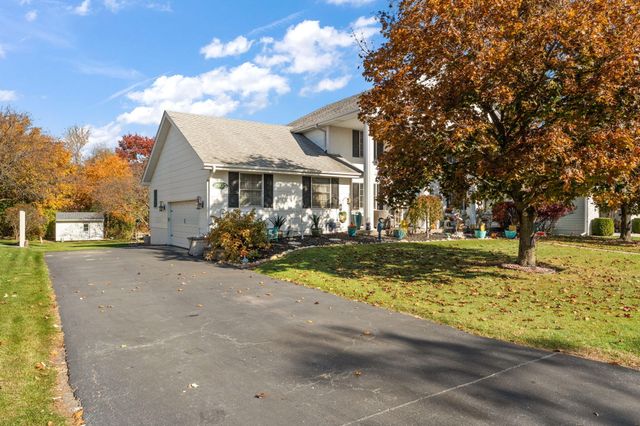 2405 Kings Court, Dyer, IN 46311