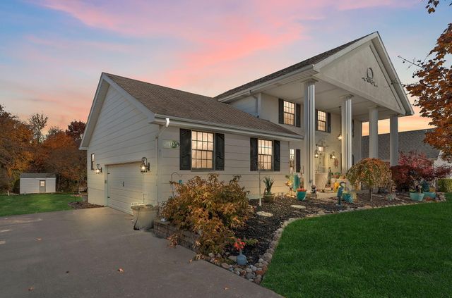 2405 Kings Court, Dyer, IN 46311