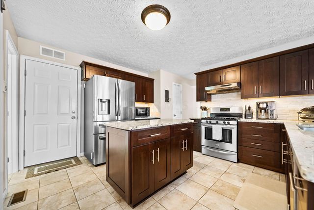 5450 Country Meadow Court, Westerville, OH 43082