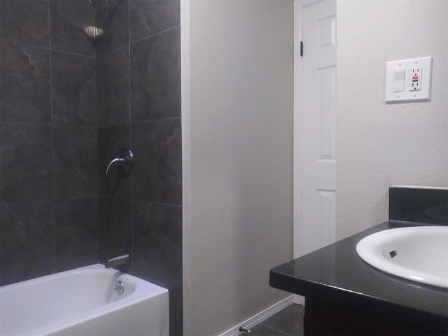 1309 Rufina Lane, Santa Fe, NM 87507