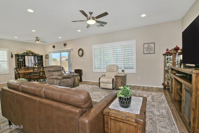 7026 W SPRINGFIELD Way, Florence, AZ 85132