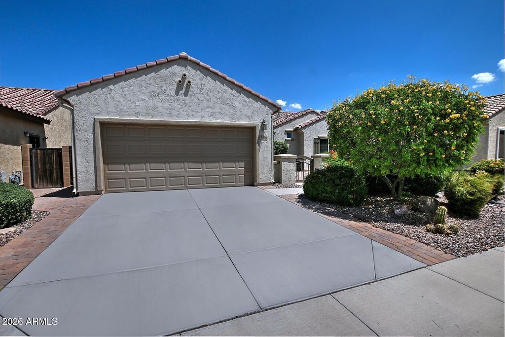 7026 W SPRINGFIELD Way, Florence, AZ 85132 — photo 5