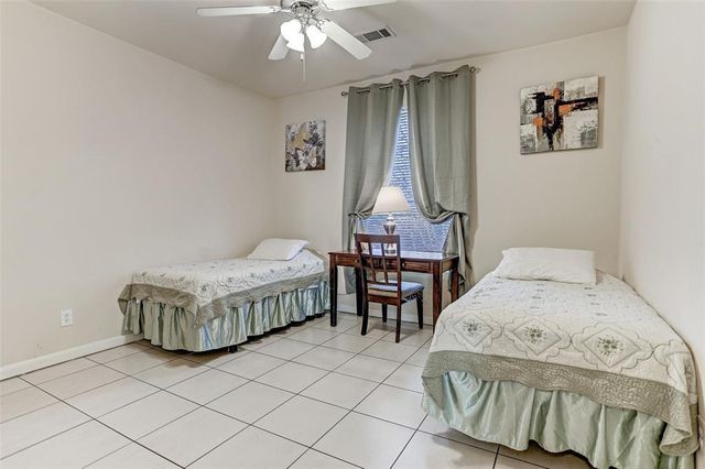 2078 Laverne Street 5, Houston, TX 77080