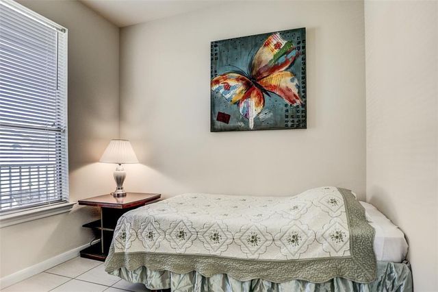 2078 Laverne Street 5, Houston, TX 77080