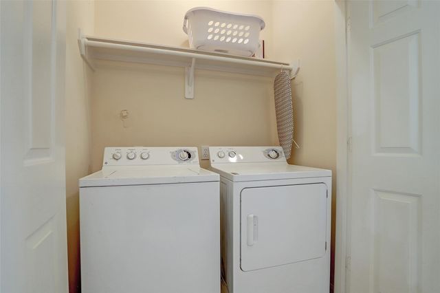 2078 Laverne Street 5, Houston, TX 77080