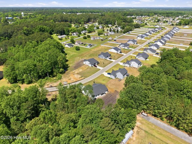 2939 Tucker Hill Drive, Grimesland, NC 27837