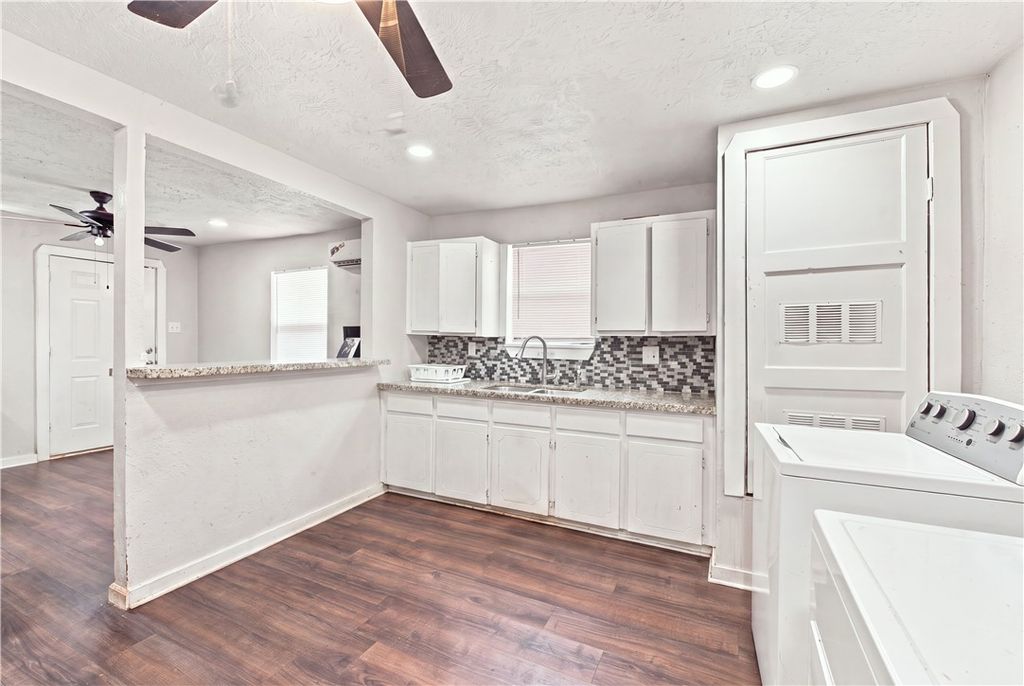 906 West Martin Luther King Jr Street A & B, Bryan, TX 77803 — photo 4