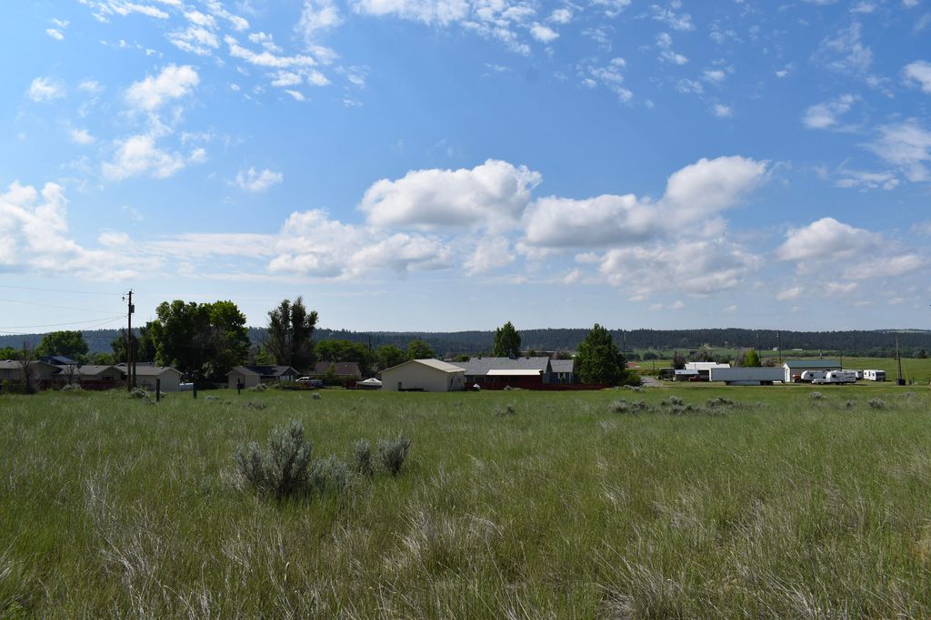 TBD 6th St W, Roundup, MT 59072 photo 2
