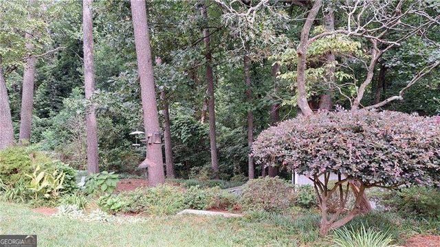 2976 Blackwood Road, Decatur, GA 30033
